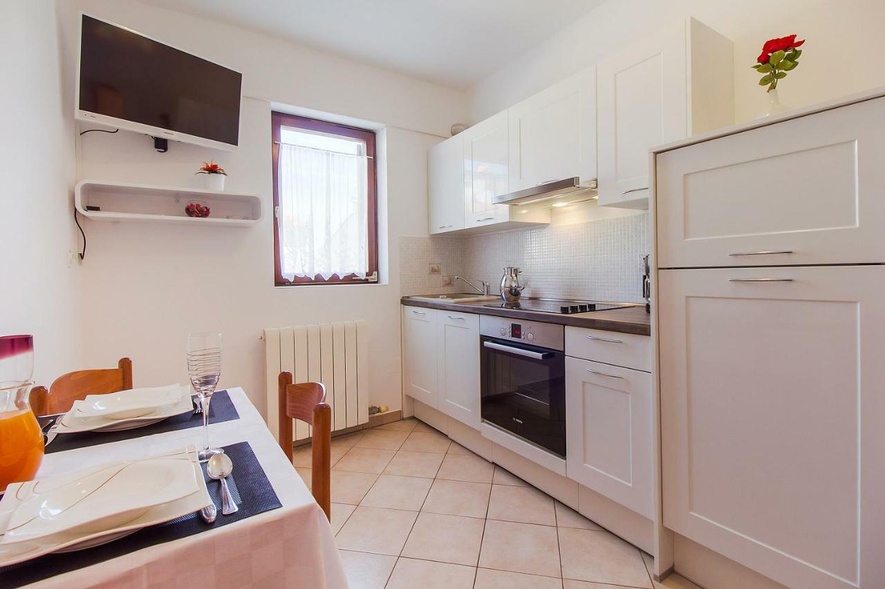 Apartment Budinic Mali Losinj Exterior photo
