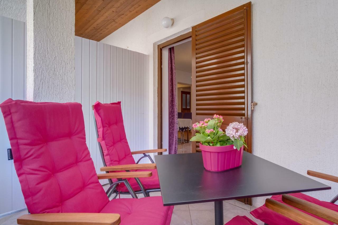 Apartment Budinic Mali Losinj Exterior photo